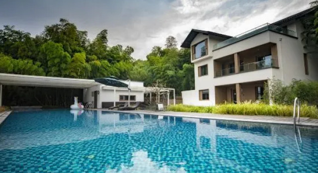 Jingshan Green Zen Academy, Rezerwuj Hotel Hotele w Hangzhou z basenem, Basen