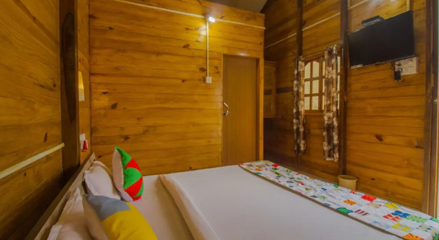 OYO 16498 Home Cottage Near Arambol Beach, Varaa Lomakoti Mökit kohteessa Arambol, Mökki