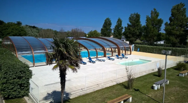 Village Vacances ULVF Les Beaupins, Забронировать Отель Сен-Дени-д'Олерон Остров Олерон