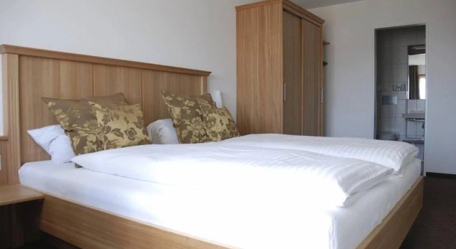 Hotel Alpina, Prenota Hotel Fiesch Goms