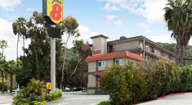 Двухместный номер Super 8 by Wyndham San Diego Hotel Circle