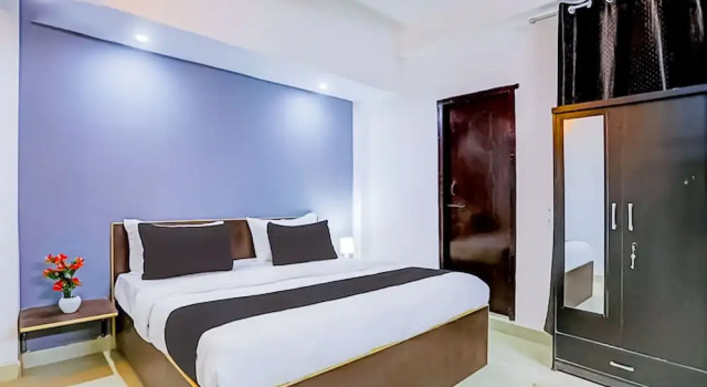 Roomshala 154 Hotel Atharv