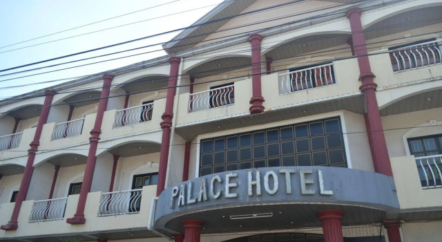Angeles Palace Hotel, Varaa Hotelli Hotellit Pampanga aamiaisella, Aamiainen