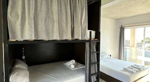 Номер Superior Straw Hat Surf Hostel & Bar