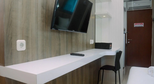 Comfy And Best Deal Studio Room Tifolia Apartment By Travelio, Book Apartment Jakarta Jakarta Province
