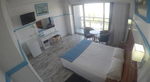 Standardní Jednolůžkový pokoj s balkonem Asty Hotel