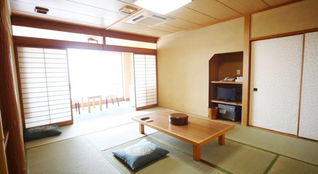 Izu Atagawa Onsen Hotel Gyokuryu, Boek Hotel Hotels in Tokai met parkeren, Parkeren