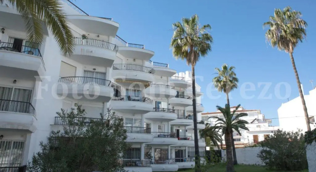 Acapulco playa Nerja 407 planta superior, Забронировать Отель Нерха Axarquía, рядом с Tuesday Market