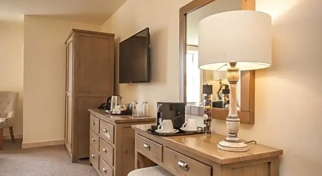 Двухместный люкс Executive с видом на сад Comis Hotel & Golf Resort