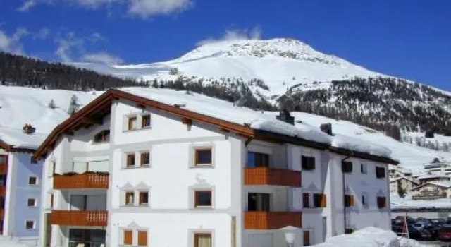 Grischalva 1, Book Hotel Celerina-Schlarigna 