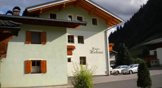 Haus Helene, Rezerwuj Hotel Hotele w Salzburg z parkingiem, Parking