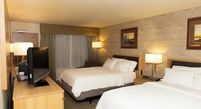 Четырёхместный номер Standard с видом на бассейн Holiday Inn Spearfish - Convention Center by IHG