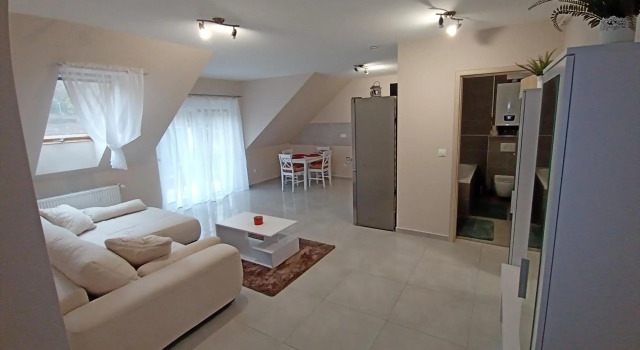 Balance Apartman, Buchen Sie Ferienwohnung Eger 