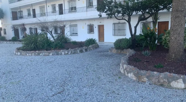 Tres Hermanos - Spacious modern 2 bedroom apartment, Забронировать Апартаменты/квартира Нерха Axarquía, рядом с Tuesday Market
