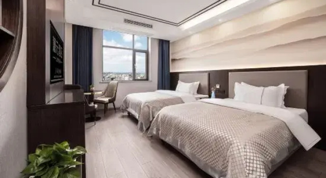 Люкс Business Luyuan Hotel (Shaoshan District High speed railway station store）