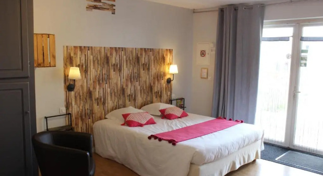 Двухместный номер Deluxe Hotel La Peyrade