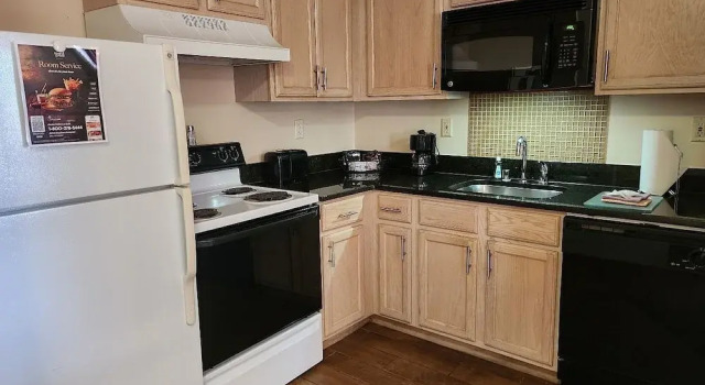 Номер Deluxe Ashley Quarters Hotel Airport-Cincinnati
