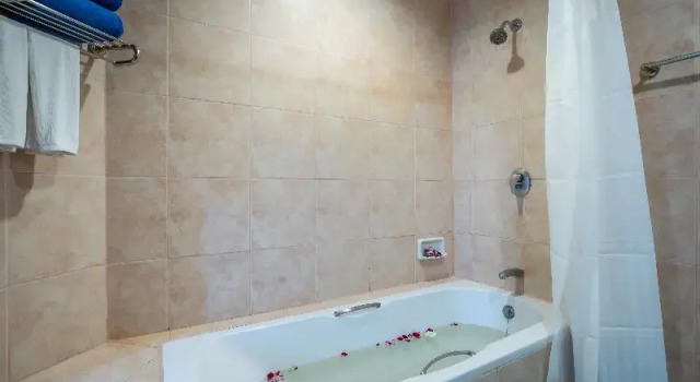 Двухместный номер Superior с видом на сад Karon Princess Hotel SHA EXTRA Plus
