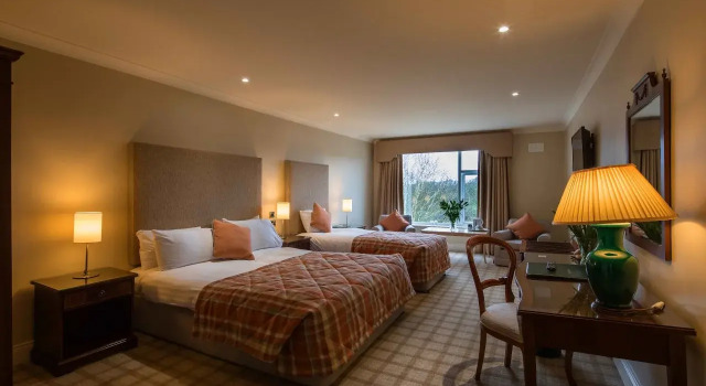 Nuremore Hotel & Country Club, Rezerwuj Hotel Hotele i noclegi w Ballybay, Hotel