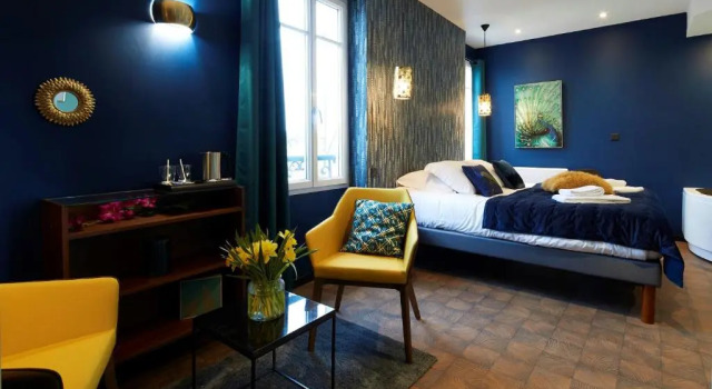Двухместный номер Superior Logis Hôtel La Chaize