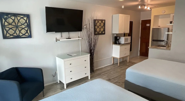 Двухместный номер Standard с балконом и с видом на воду The Frederiksted Hotel