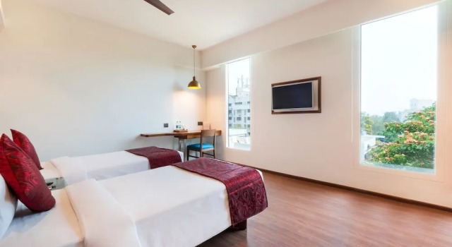 Двухместный номер Standard с видом на город 7 Apple Hotel - Viman Nagar Pune