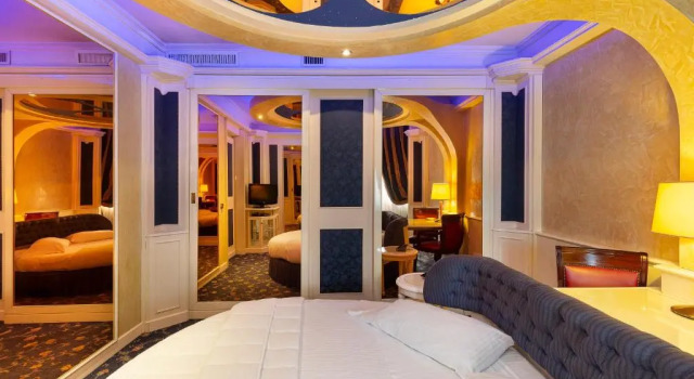 Полулюкс Dream Hotel