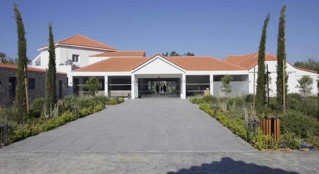 Paleros Beach Resort, Book Resort Hotels in Central Greece with a Pool, Swimming Pool