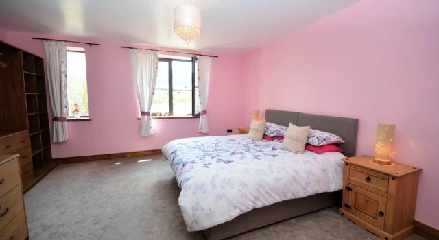 Immaculate 5-bed House Located in Caernarfon, Забронировать Дом для отпуска Виллы Сноудония, Вилла