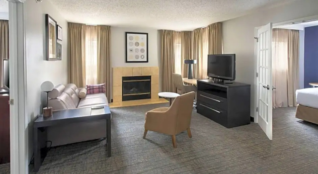 Четырёхместный люкс с 2 комнатами Residence Inn Syracuse Carrier Circle