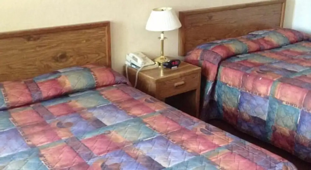Четырёхместный номер Standard Boise Inn