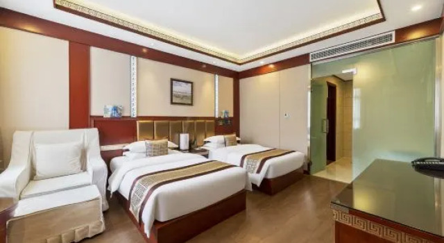 Люкс Дуплекс DEBON International Hotel