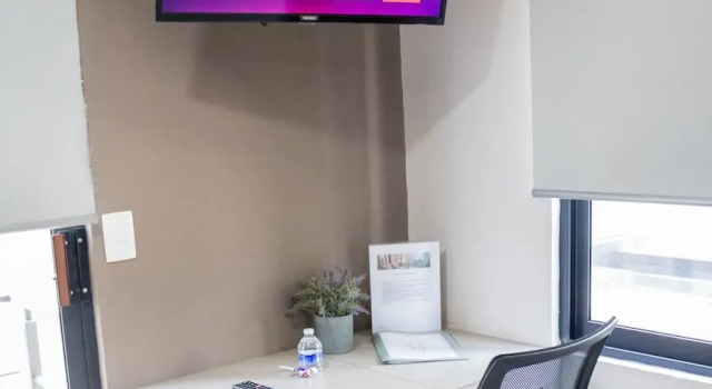 Номер Deluxe R04 Habitación Equipada STV WIFI Parking