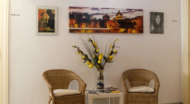 B&B Roma Città Aperta, Забронировать Отель «постель и завтрак» Отели Рима с парковкой, рядом с Verano Cemetery, Парковка