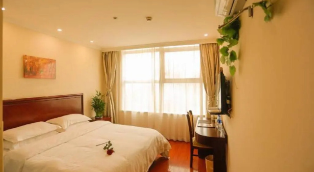 Двухместный номер Standard GreenTree Inn Suzhou Shilu Walk Street West Ganjiang Road Shell Hotel
