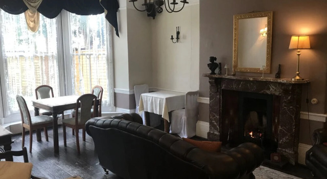 The Priory Hotel, Book Hotel Hoteller i Lincolnshire med pool, Swimmingpool