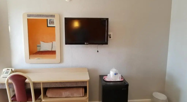 Номер Standard Value Inn Hollywood