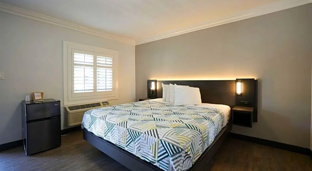 Номер Standard Motel 6, Tustin, Orange County-CA