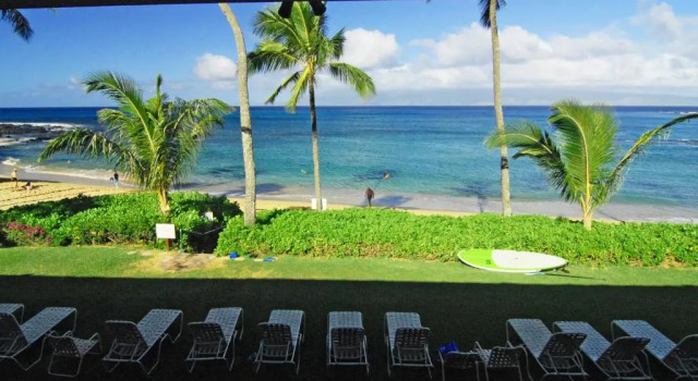 Апартаменты c 1 комнатой рядом с пляжем Napili Sunset Beach Front Resort