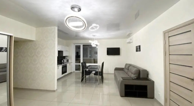 Lux 3-Bedroom Apartment in Most City Area, Book Lejlighed Dnepropetrovsk Dnipropetrovsk Region