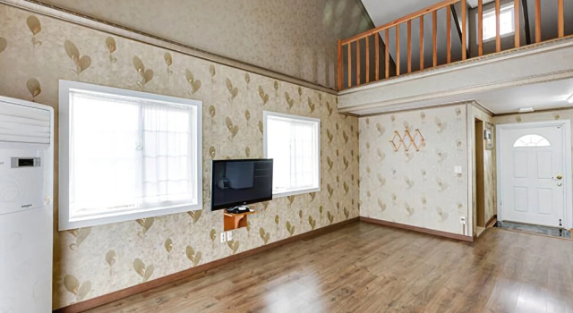 Gimhae Solfragrance Pension