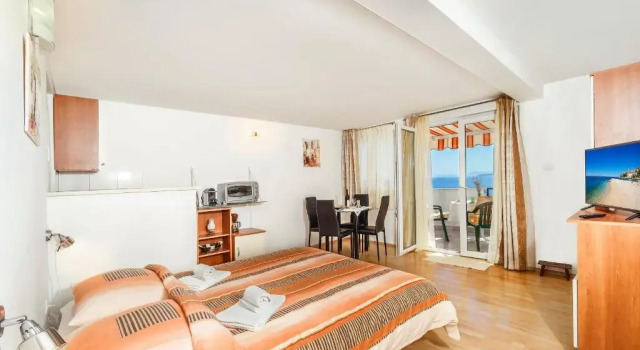 Студия Apartmani Amila-Pisak