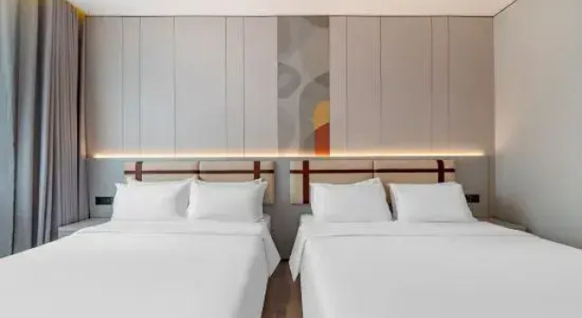 Люкс Home Inn (Wuxi Qingqi Road Wanda Plaza)