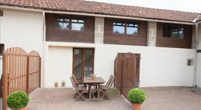 Charming Rustic Apartment, Rezerwuj Apartament  