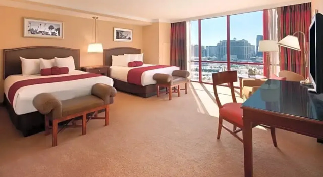 Четырёхместный люкс Rio Hotel & Casino, a Destination by Hyatt Hotel