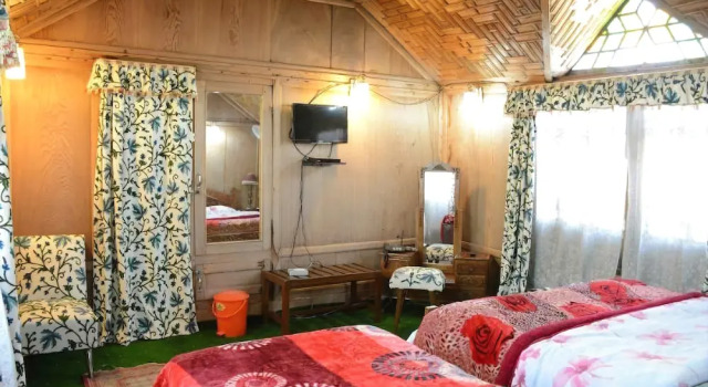 Houseboat, Забронировать Отель Сринагар Jammu & Kashmir Ski