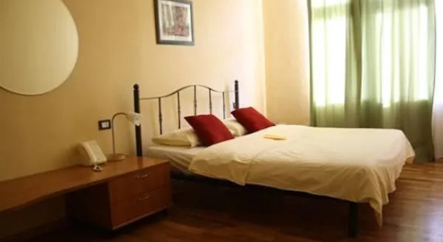 Hostel Pilgrim & Hotel 3Star, Book Hostel / Vandrerhjem Hostels i Prag, nær Strahov Stadium, Hostel / Vandrerhjem