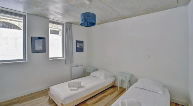 Коттедж Le Faubourg, charmant duplex pour 4 avec parking!