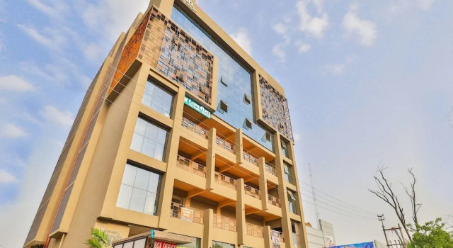OYO 16604 Hotel Sparsh Inn, Buchen Sie Hotel Adalaj Gujarat
