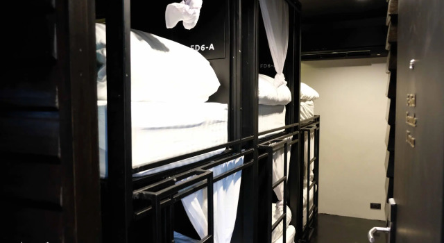 Кровать в общем номере (женский номер) Kloem Hostel